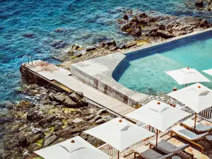 Les Roches Rouges, a Beaumier Hotel