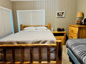 Bone Lake Cabin Retreat