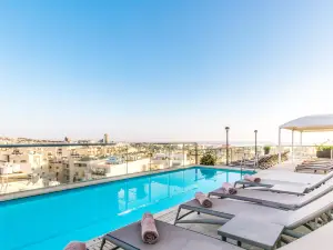 AX The Victoria Hotel