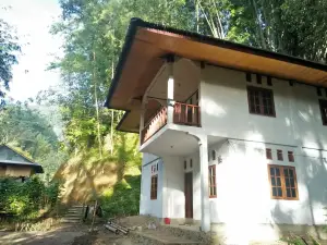 Sugi House Toraja (Muat 20 Orang)