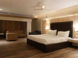 Palette - Four Seasons Recreation Resort