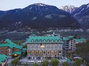 Coral Resort and Spa Centrally Heated Mountain Side Resort Manali