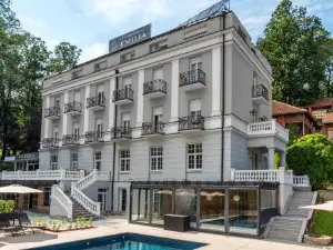 Emilia Lux Rooms