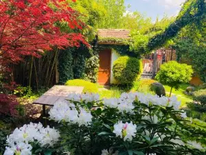 The Zodiac Garden Hotel