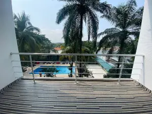 Olympic Palace