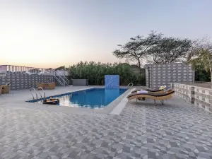 ELIVAAS 5 BHK With Pvt Pool & Garden - Zenora