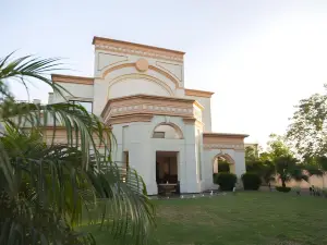 The Competent Palace Hotel