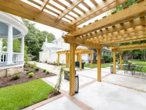 Captain's Quarters • B&B - Rm. 2 Ground Level