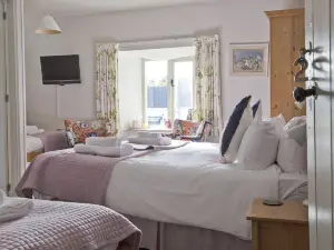 Hawthorn Farm Guest House