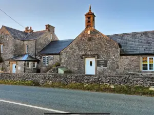 Old School House - Yorkshire Three Peaks Challenge