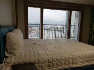 The View Hostel