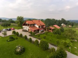 Lavanda Farm Apartmani