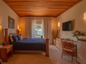 Velero Beach Resort