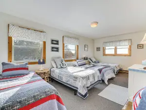 Alburgh Winter Escape on Lake Champlain!