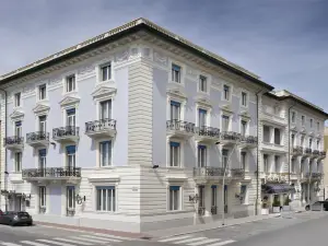 Palace Hotel
