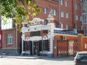 Dvoryanskaya Hotel