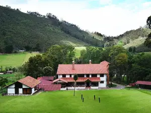 La Posada de Los Arcángeles