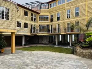 Hotel & Suites Cerro Roj0