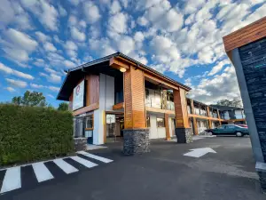 Coast Courtenay Hotel