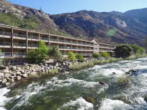 Yosemite View Lodge