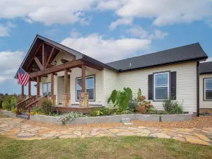Crossville Home Near Lake Tansi and Hiking Trails!