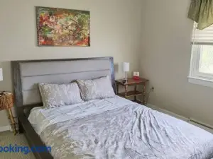 Artistic Home in Lewisburg