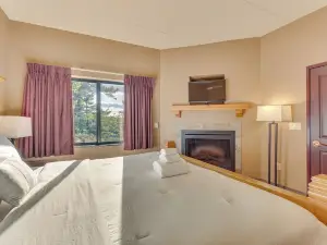 Wisconsin Dells Resort Condo w/ 2 Fireplaces