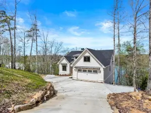 NEW: Dwell at Smith Lake: Luxury Lake Home, Sleeps 22, Kayaks + Water Slide!