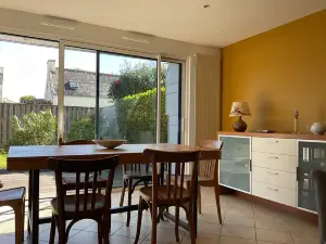 Charmante Maison à 150 Mètres de la Plage, 4 ch
