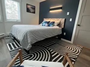 Jay Peak's Premier Ski-In / Ski-Out Location-just steps from the trail