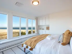 Panoramic Water Views and Spiral Staircase - Stunning Coastal Haven