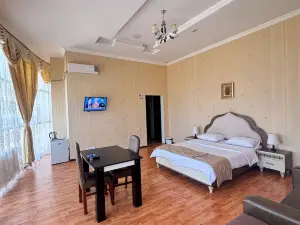 Starway Hotel