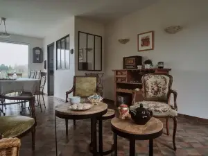 A l'Ombre des Pommiers