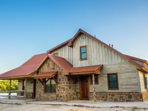Lakefront Cedar Vale Lodge w/ Private Boat Dock!