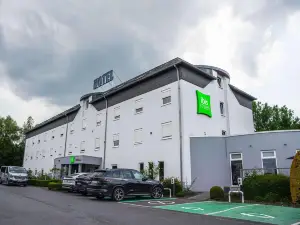 宜必思尚品沙勒羅瓦機場 Aero 44 飯店