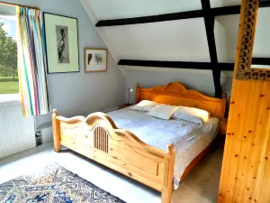 5 Pers - Holiday Home Fee with Fenced Garden and Sauna