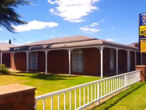 Centrepoint Motel Deniliquin