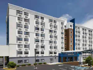 Hampton Inn Newark Airport