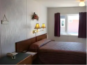 Red Coat Inn Motel