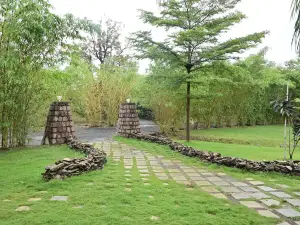 Karhandla Farm and Resort