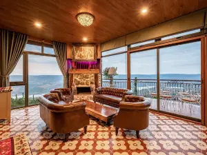 Gorgeous View Villa 3BR