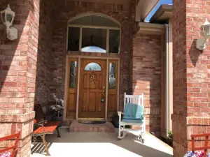 1 or 2 Bedrooms with Bath at Indian Peaks Golf Course Entire Home Available July 9 to 28