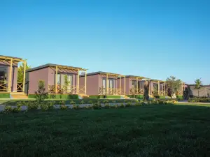 Gargaron Beach Hotel