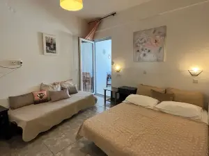 Victor-Eleni Hotel