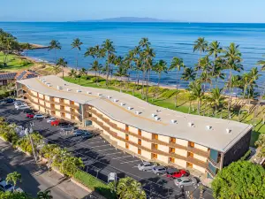 Ground Floor Oceanfront, Walk Out to Beach