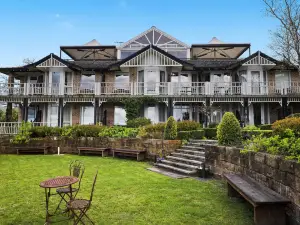 Echoes Boutique Hotel & Restaurant