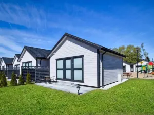 Cozy Holiday Homes for 5 People, Lazy