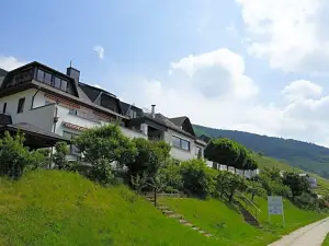 哈姆咖啡廳伽尼飯店
