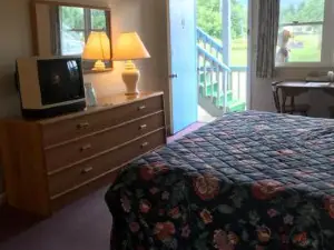 Four Seasons Motor Inn