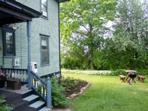 Harbor Hill House